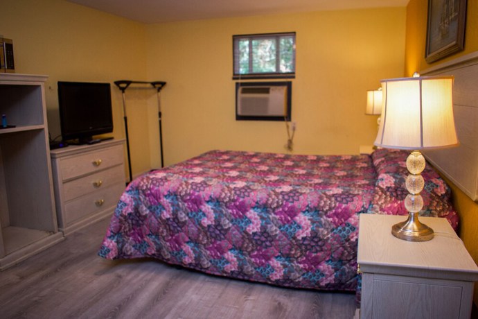 Imagen de la habitación del Hotel Travel Inn, Davisville. Foto 7