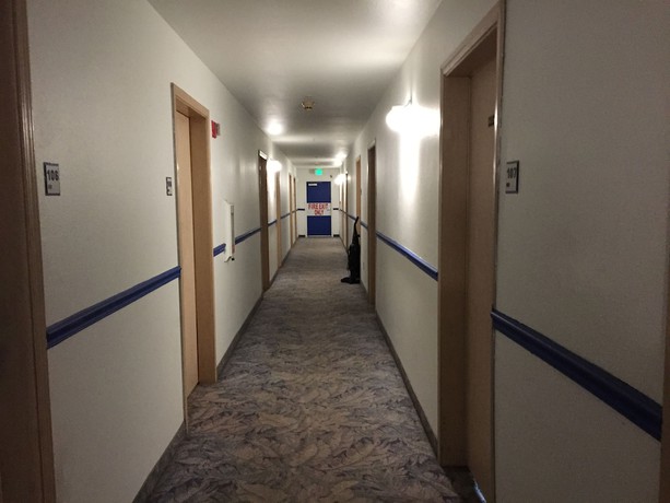 Imagen de los interiores del Hotel Travel Inn, Des Moines. Foto 10