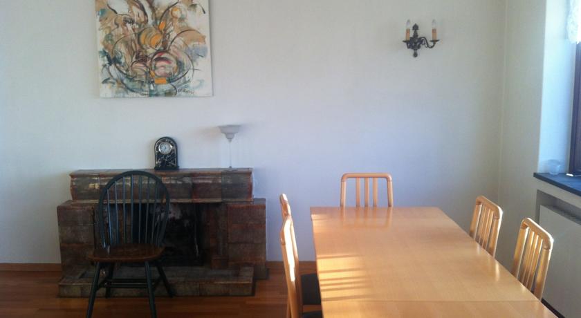 Imagen de los interiores del Hotel Travel Inn Guesthouse. Foto 6