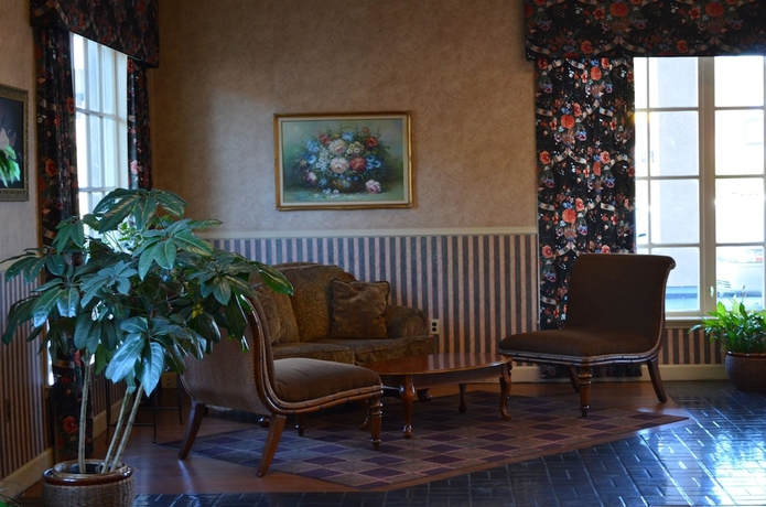 Imagen de los interiores del Hotel Travel Inn, Homewood. Foto 15