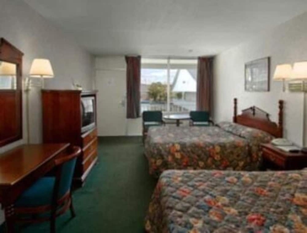 Imagen de la habitación del Hotel Travel Inn, Homewood. Foto 8