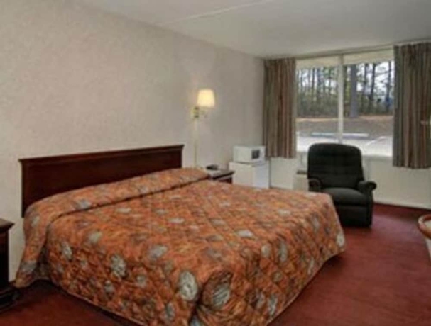 Imagen de la habitación del Hotel Travel Inn, Homewood. Foto 12