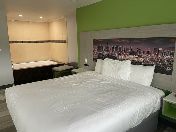 Imagen de la habitación del Hotel Travel Inn Motel. Foto 20