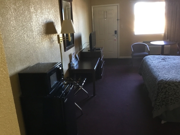 Imagen de la habitación del Hotel Travel Inn North Little Rock. Foto 6