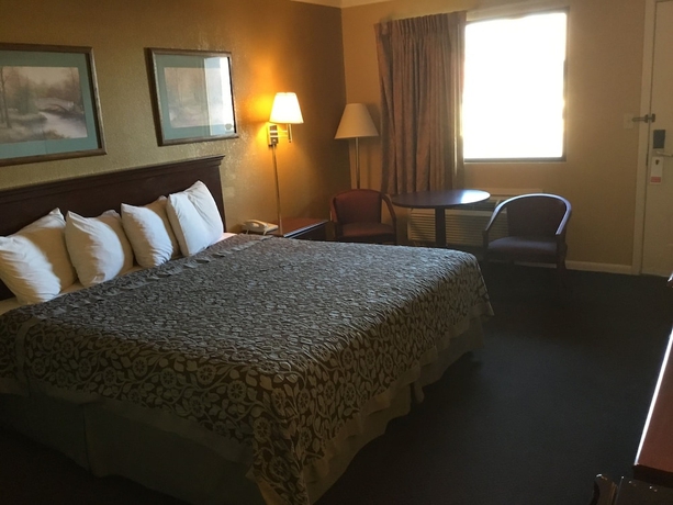 Imagen de la habitación del Hotel Travel Inn North Little Rock. Foto 13