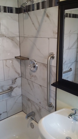 Imagen de la habitación del Hotel Travel Inn, Oakland. Foto 9