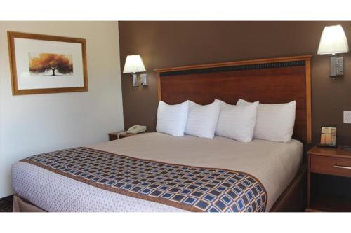 Imagen de la habitación del Hotel Travel Inn Omaha. Foto 19