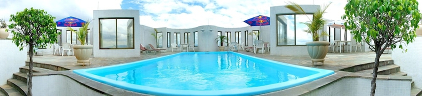 Imagen de la piscina del Hotel Travel Inn Paulista Wall Street. Foto 19