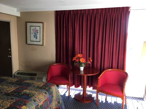 Imagen de la habitación del Hotel Travel Inn Petersburg Fort Lee. Foto 2