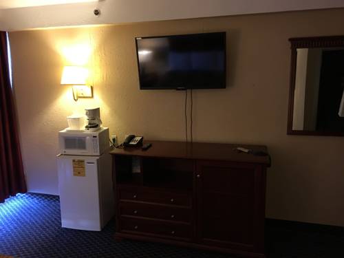 Imagen de la habitación del Hotel Travel Inn Petersburg Fort Lee. Foto 4