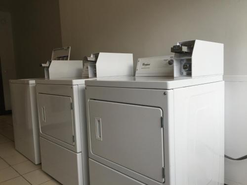 Imagen general del Hotel Travel Inn, Portage. Foto 3