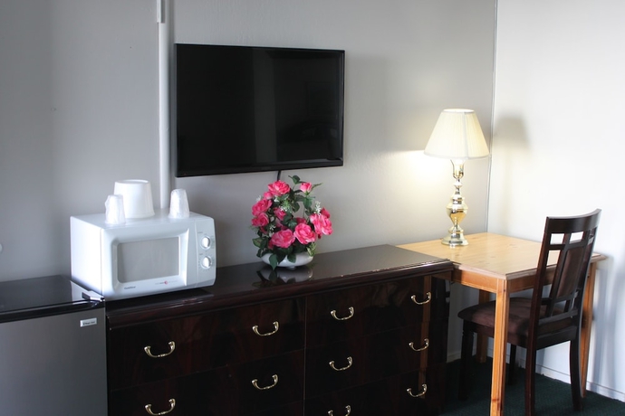 Imagen de la habitación del Hotel Travel Inn, Redding. Foto 11