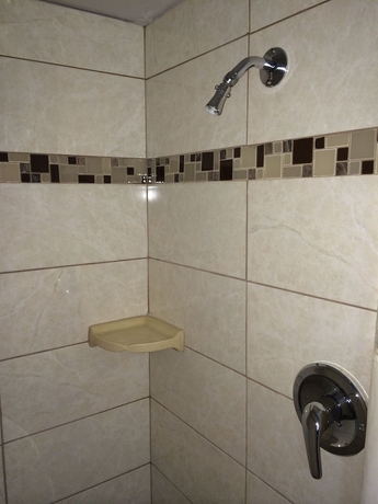 Imagen de la habitación del Hotel Travel Inn, Redding. Foto 13