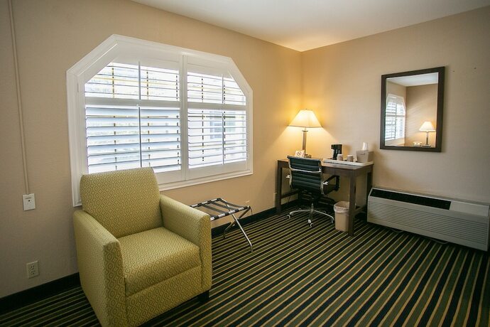 Imagen de la habitación del Hotel Travel Inn, Sunnyvale. Foto 19