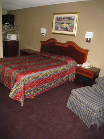 Imagen de la habitación del Hotel Travel Inn & Suites Flemington. Foto 13