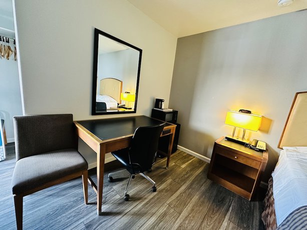 Imagen de la habitación del Hotel Travel Inn and Suites, Emporia. Foto 4