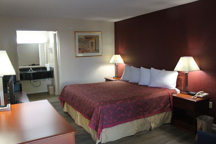 Imagen de la habitación del Hotel Travel Inn of Buford. Foto 12