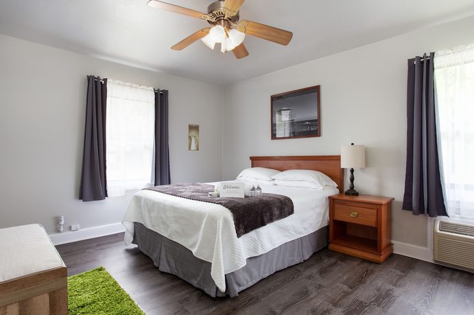 Imagen de la habitación del Hotel Travel Inn of Titusville. Foto 6