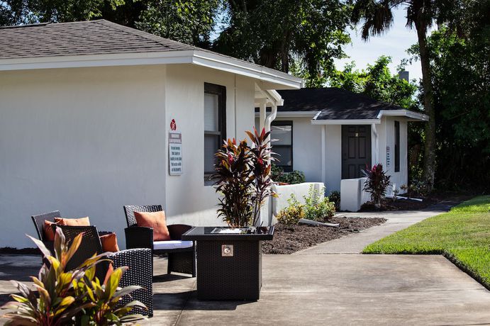 Imagen de los exteriores del Hotel Travel Inn of Titusville. Foto 15