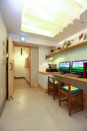 Imagen de los interiores del Hotel Travel Monster. Foto 13