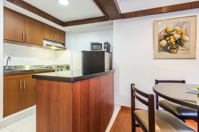 Imagen de la habitación del Hotel Travelers Condominio Plenitud. Foto 10