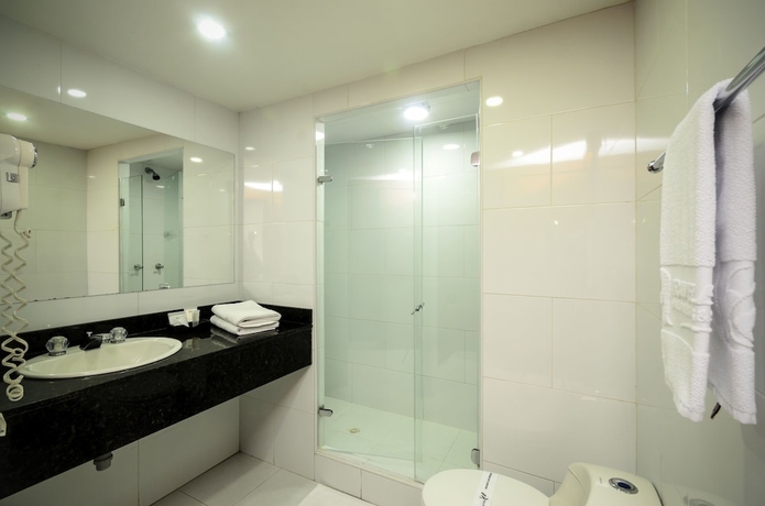 Imagen de la habitación del Hotel Travelers Condominio Plenitud. Foto 19