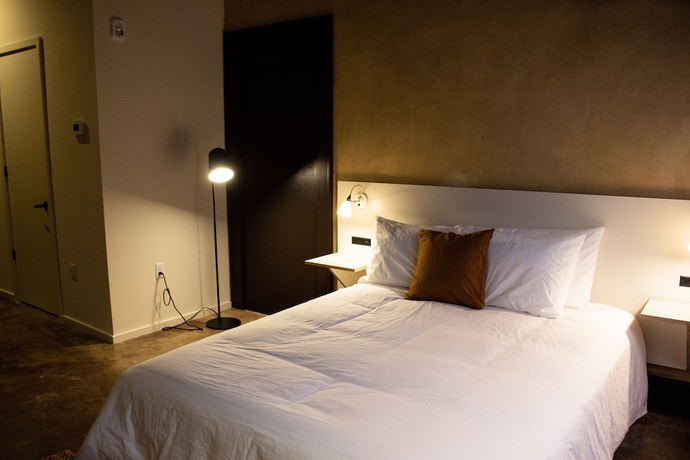 Imagen de la habitación del Hotel Travelers. Foto 15