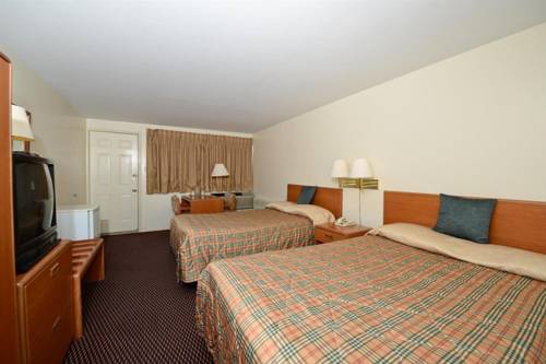 Imagen de la habitación del Hotel Travelers Inn, Belleville. Foto 3
