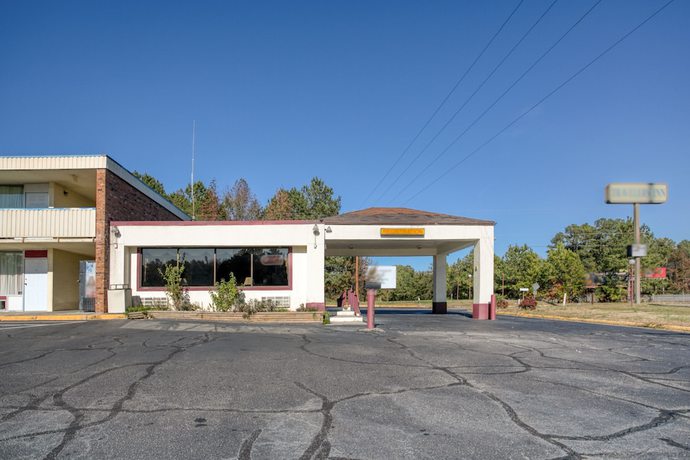 Imagen general del Hotel Travelers Inn By OYO, Templeton VA. Foto 5