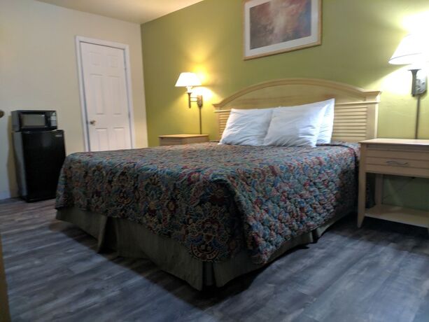 Imagen general del Hotel Travelers Inn Clearwater. Foto 2