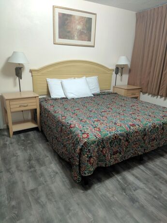 Imagen general del Hotel Travelers Inn Clearwater. Foto 3