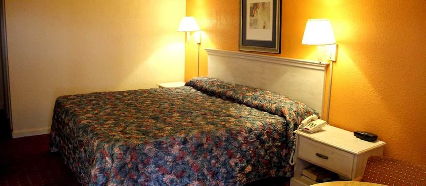 Imagen de la habitación del Hotel Travelers Inn, Dayton. Foto 6