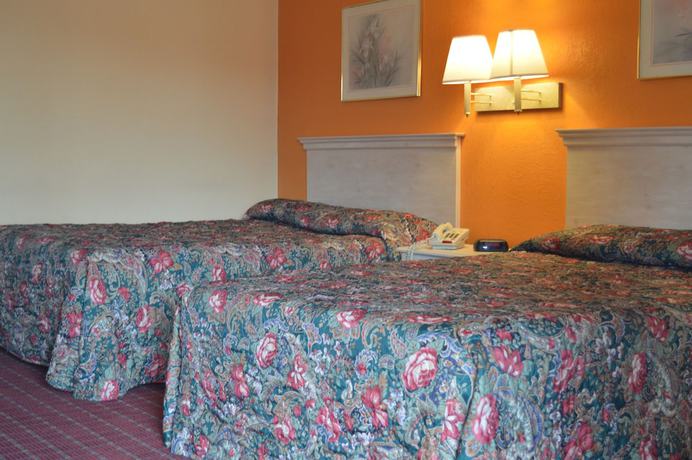Imagen de la habitación del Hotel Travelers Inn, Dayton. Foto 9