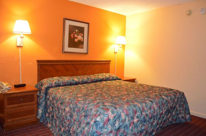 Imagen de la habitación del Hotel Travelers Inn, Dayton. Foto 11