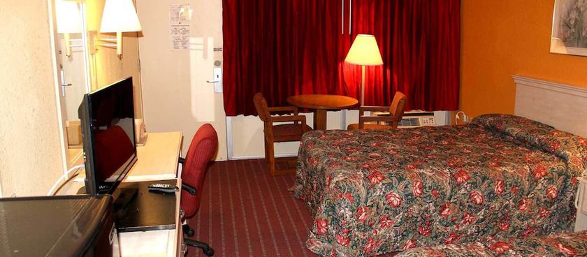 Imagen de la habitación del Hotel Travelers Inn, Dayton. Foto 12