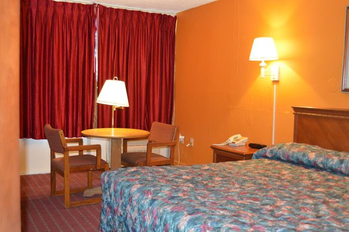 Imagen de la habitación del Hotel Travelers Inn, Dayton. Foto 17