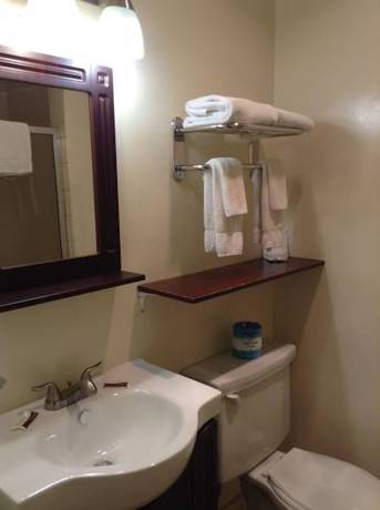 Imagen de la habitación del Hotel Travelers Inn Eugene University. Foto 10