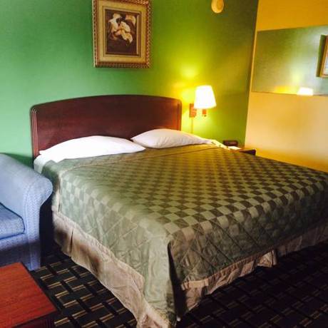 Imagen de la habitación del Hotel Traveler's Inn. Foto 15