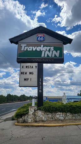 Imagen general del Hotel Travelers Inn, Flagstaff. Foto 1