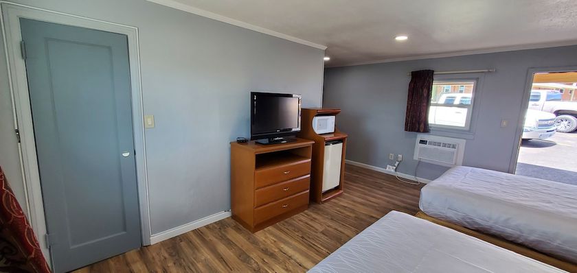 Imagen de la habitación del Hotel Travelers Inn, Flagstaff. Foto 7