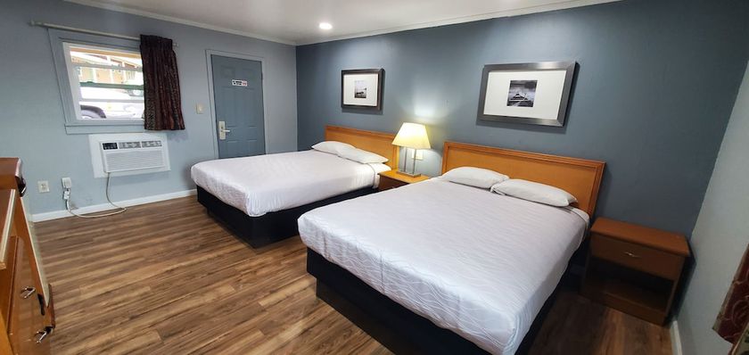 Imagen de la habitación del Hotel Travelers Inn, Flagstaff. Foto 14