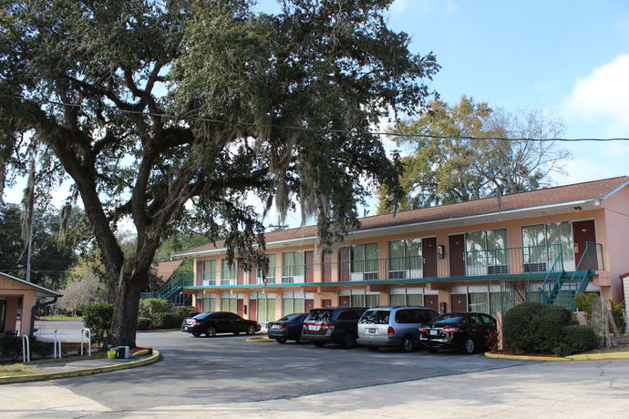 Imagen de la habitación del Hotel Travelers Inn, Gainesville. Foto 6