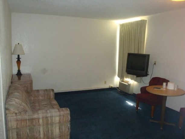 Imagen general del Hotel Travelers Inn, Lake Havasu City. Foto 14