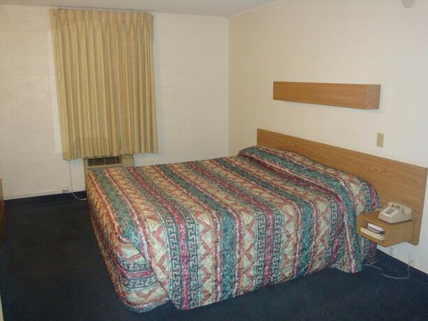 Imagen general del Hotel Travelers Inn, Lake Havasu City. Foto 15