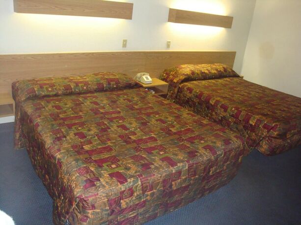 Imagen general del Hotel Travelers Inn, Lake Havasu City. Foto 16