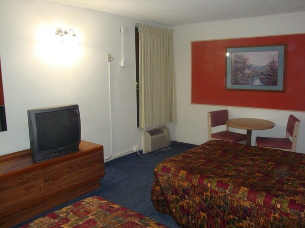 Imagen de la habitación del Hotel Travelers Inn, Lake Havasu City. Foto 20