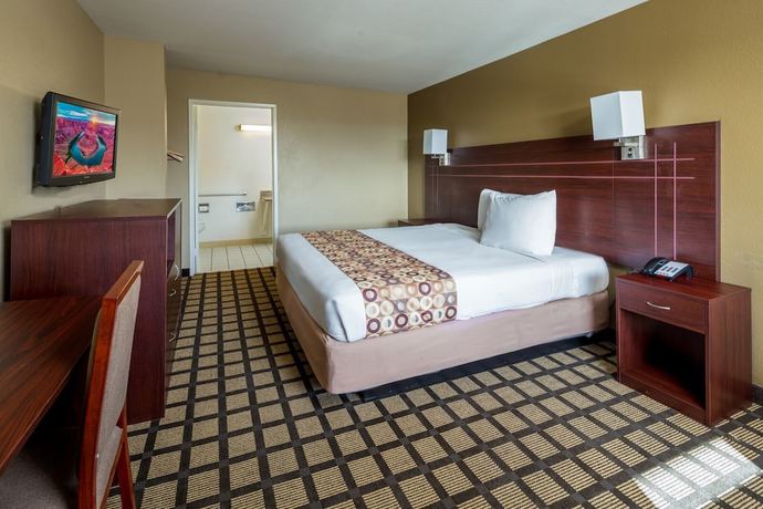 Imagen de la habitación del Hotel Travelers Inn, Phoenix. Foto 6