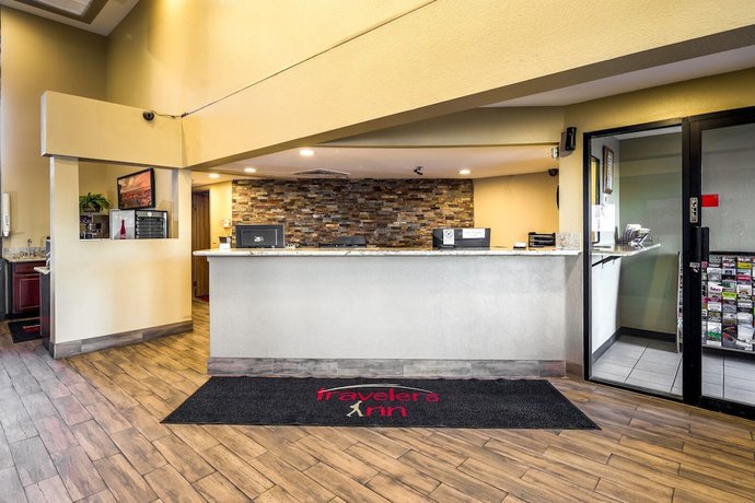 Imagen de los interiores del Hotel Travelers Inn, Phoenix. Foto 13