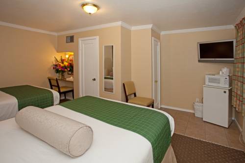 Imagen de la habitación del Hotel Traveler's Inn, Williams. Foto 13