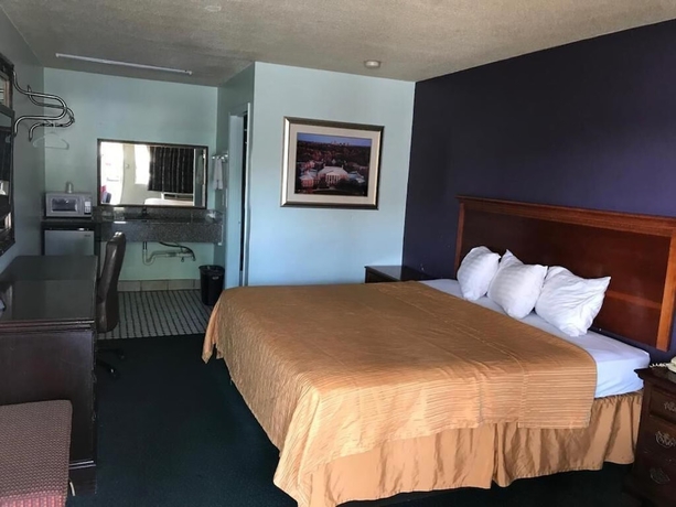 Imagen de la habitación del Hotel Travelers Inn, Winston-Salem. Foto 6